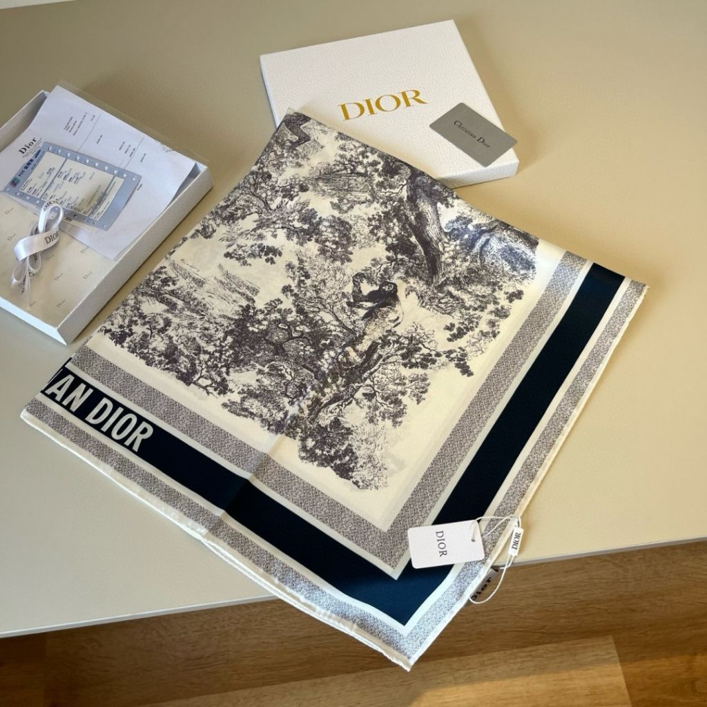 Christian Dior Toile De Jouy Sauvage 90 Square Scarf Gray And Navy Blue 90Cm 15JOU090I602_C545 - Image 3
