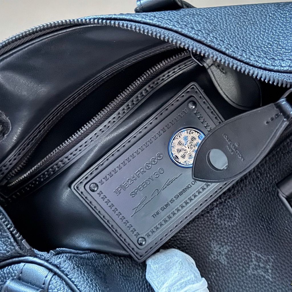 Louis Vuitton Keepall Bandouliere Black Monogram 26cm M28369 - Image 5