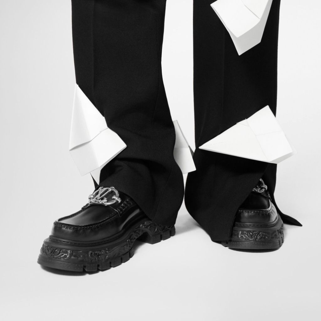 Louis Vuitton Baroque Loafers Black 1AB8UL - Image 8