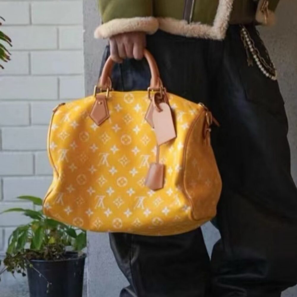 Alternative view of Louis Vuitton Speedy P9 Bandouliere 40 Yellow 40Cm M24419