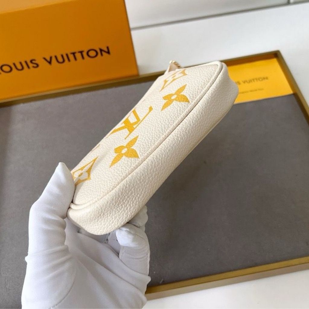 Louis Vuitton Mini Pochette Accessoires Yellow Multi-Colored 15.5Cm - Image 6