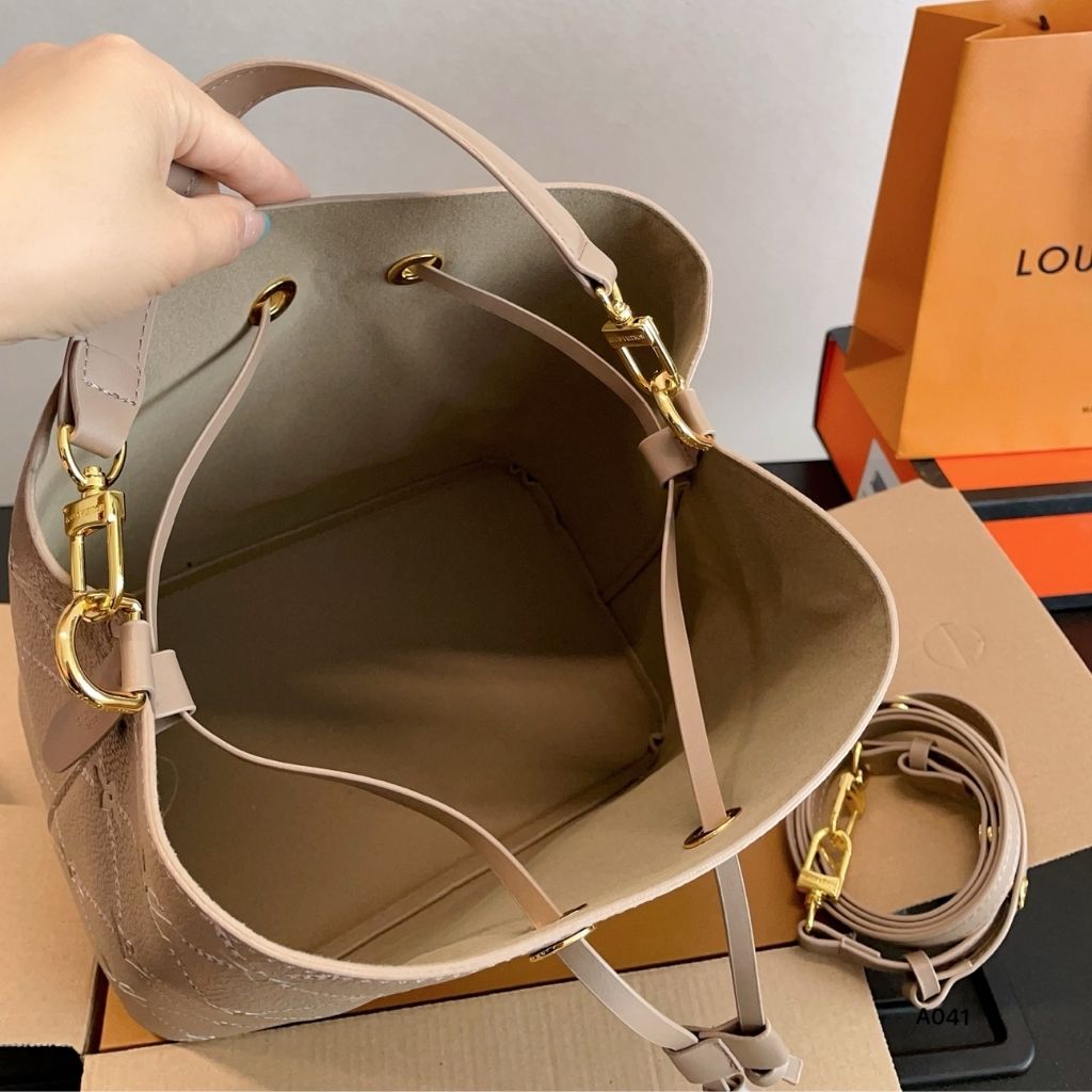 Louis Vuitton All In MM Brown Monogram Empreinte Leather 21Cm M28524 - Image 9