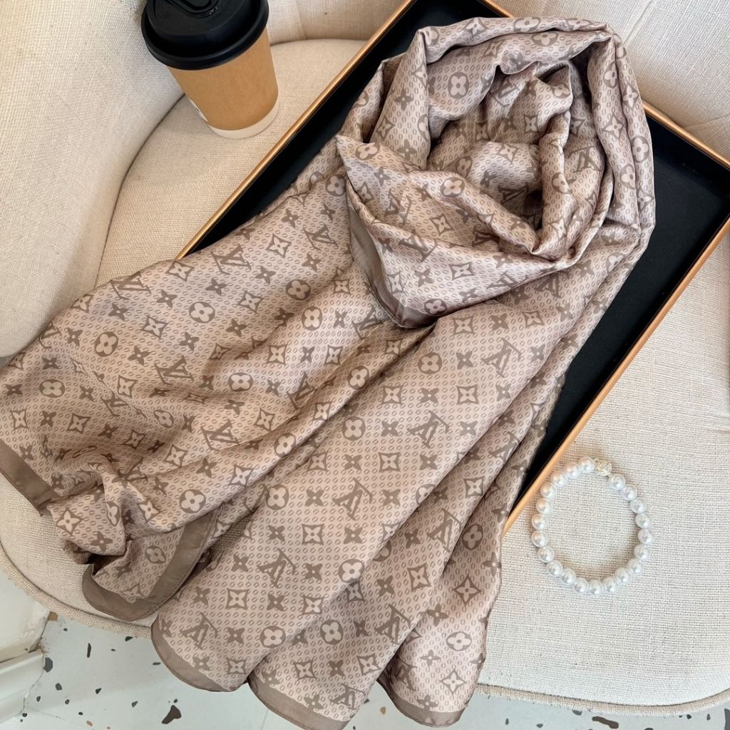 Louis Vuitton Monogram Silhouette Light Brown 180Cm - Image 2