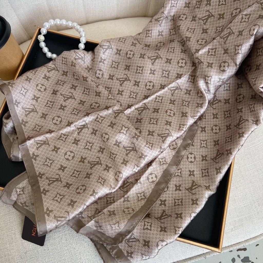 Louis Vuitton Monogram Silhouette Light Brown 180Cm - Image 3