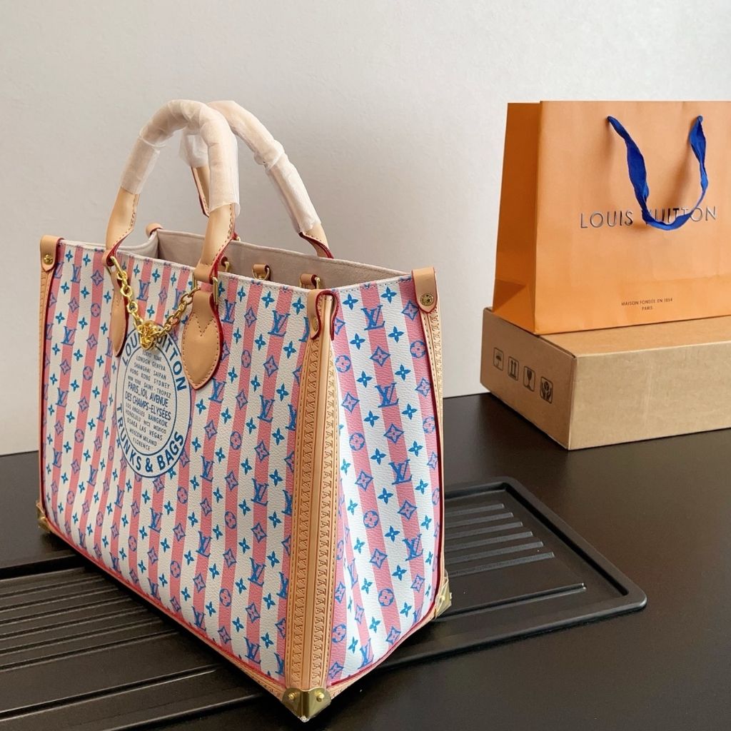 Louis Vuitton Onthego MM LV Stamp Blue 36Cm - Image 5