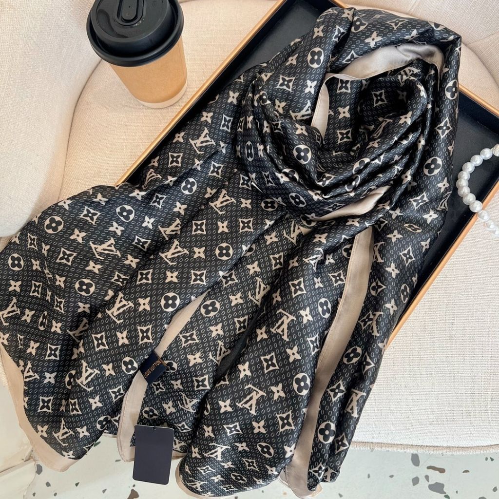Louis Vuitton Monogram Silhouette Black 180Cm M97189 - Image 3