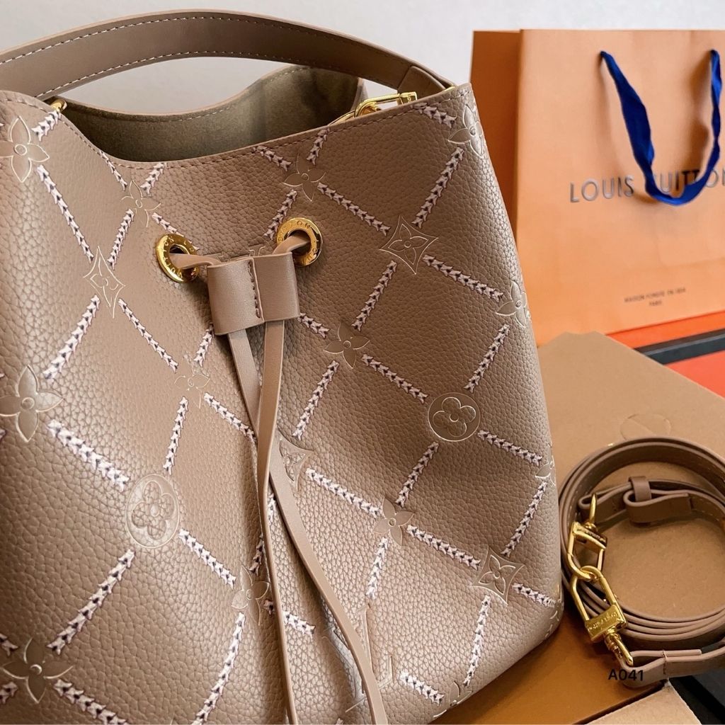 Louis Vuitton All In MM Brown Monogram Empreinte Leather 21Cm M28524 - Image 3