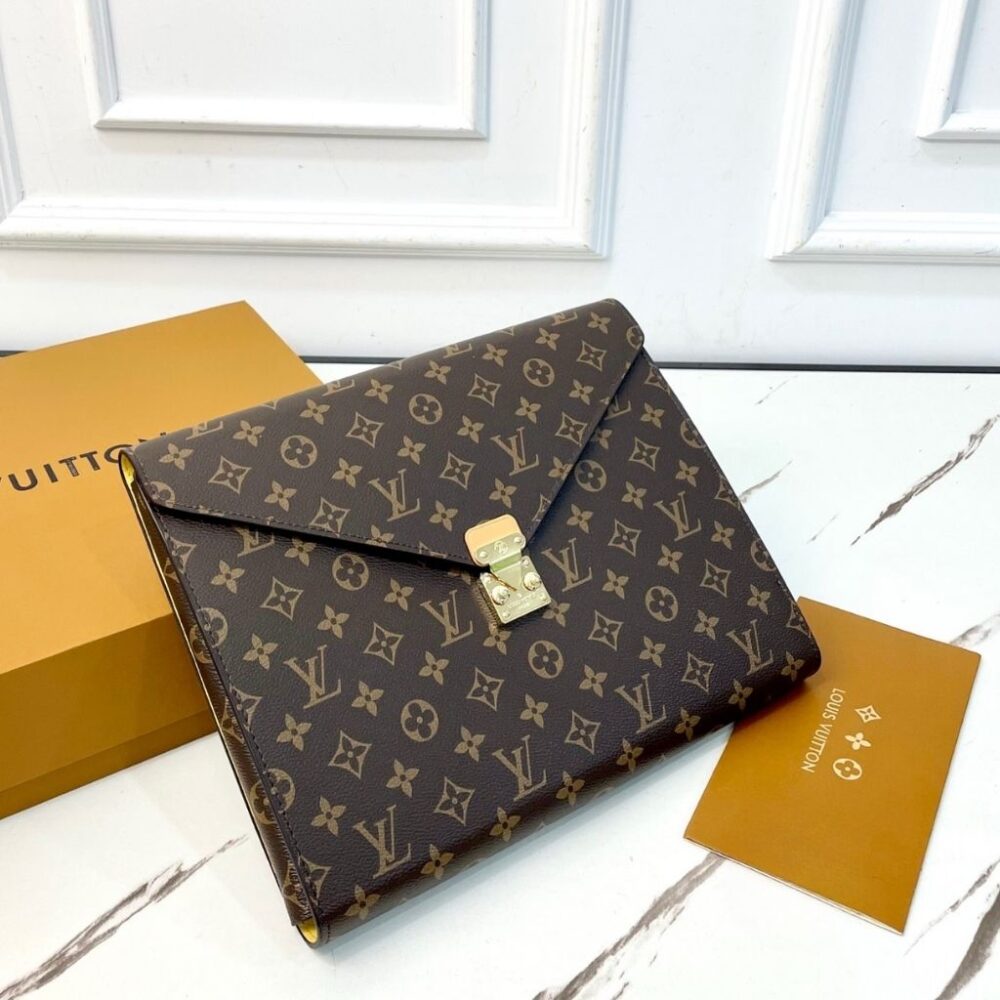 Alternative view of Louis Vuitton Mark Folder Brown Monogram 32.5Cm GI0721