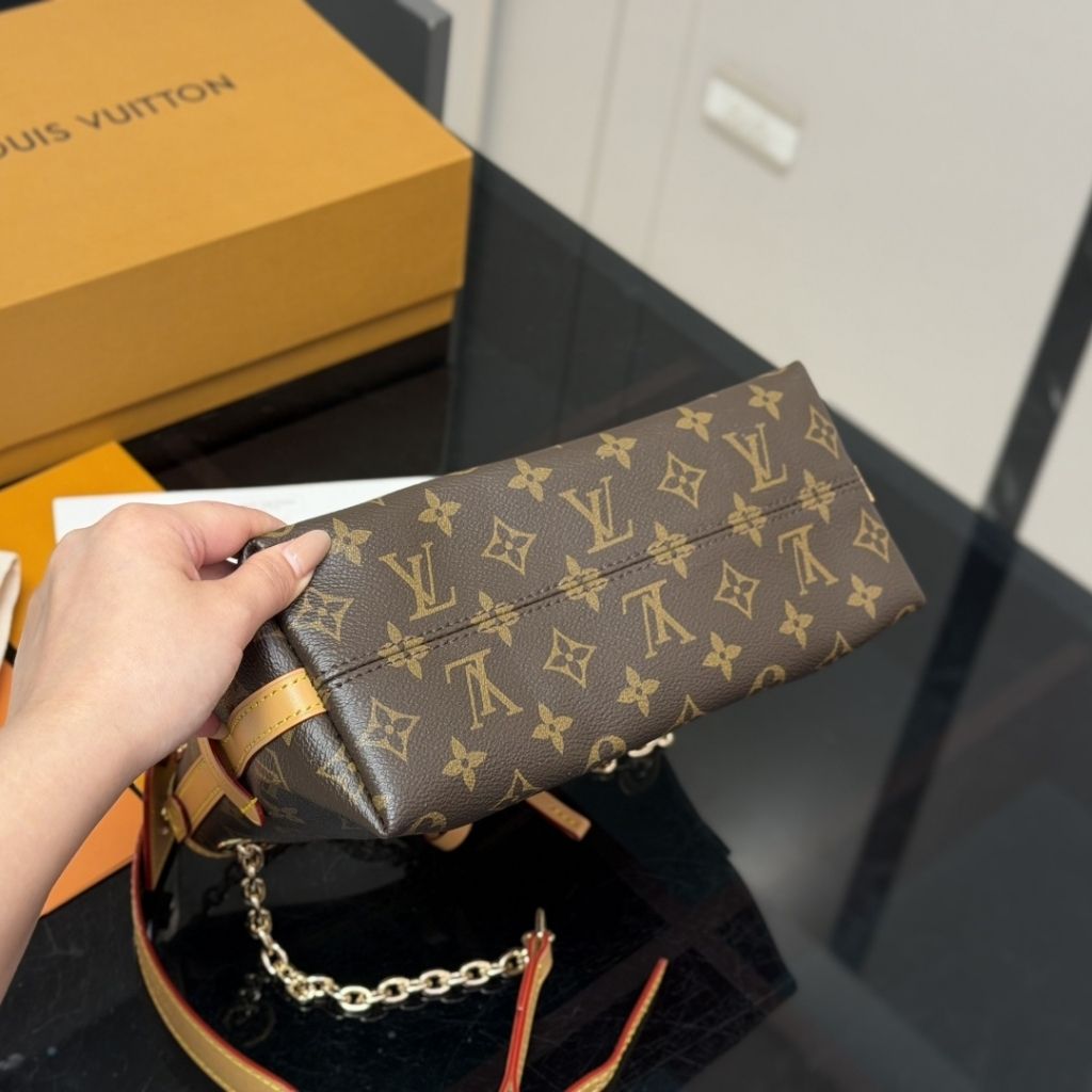 Louis Vuitton Carryall BB Brown Monogram 26Cm M13014 - Image 8