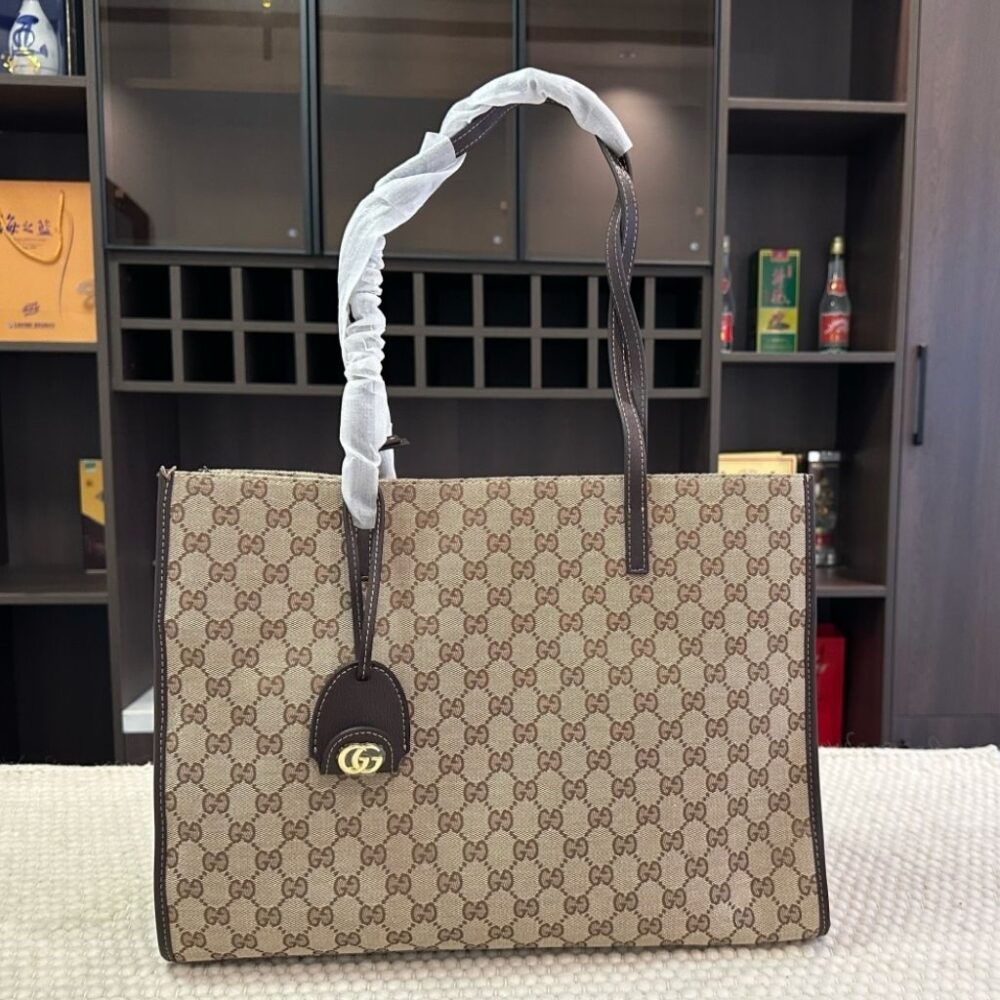 Alternative view of Gucci Londra Large Tote Bag Sand And Dark Brown GG Canvas 40Cm 875056 FAF8N 9651