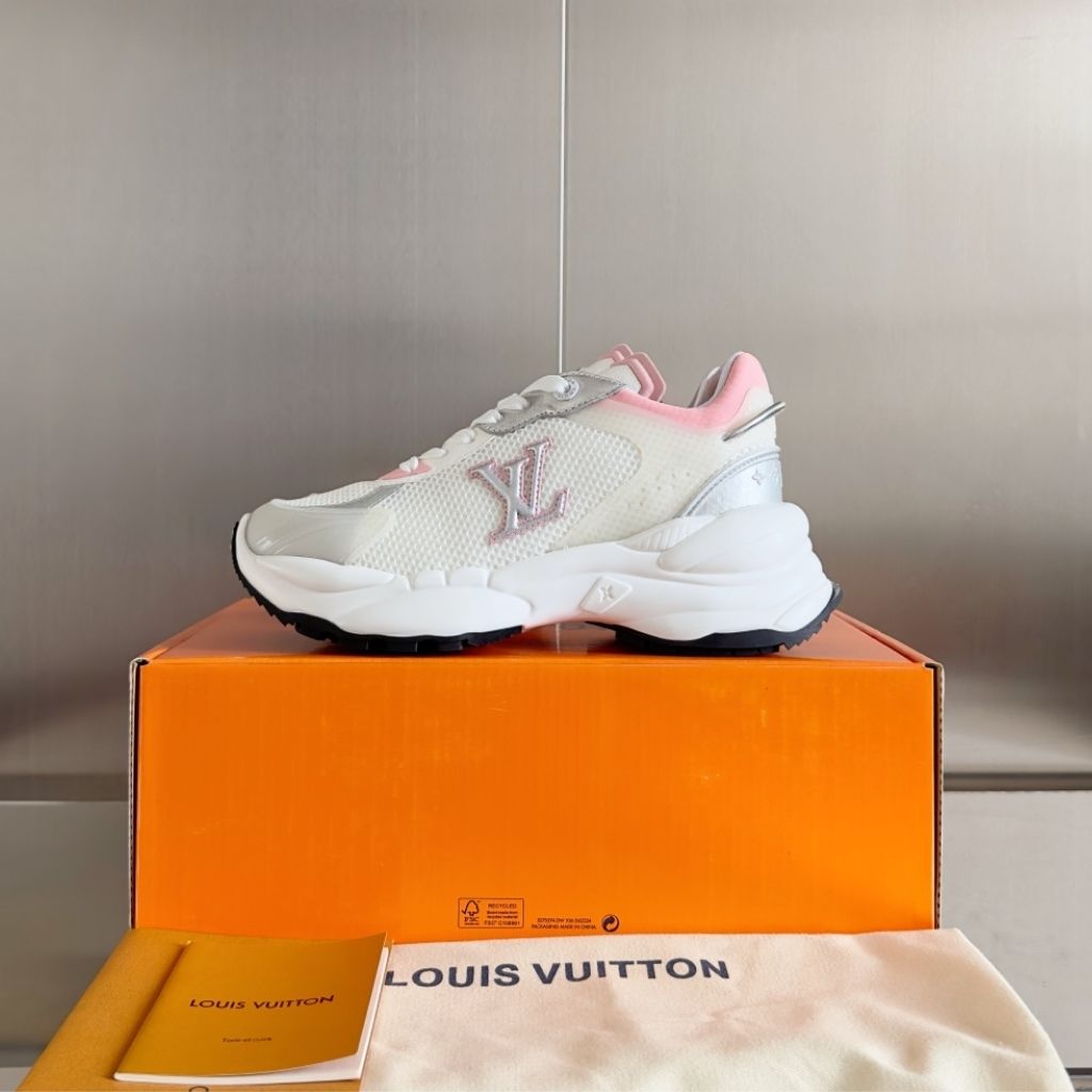 Louis Vuitton Run 55 Sneaker Pink 1ABVI8 - Image 3