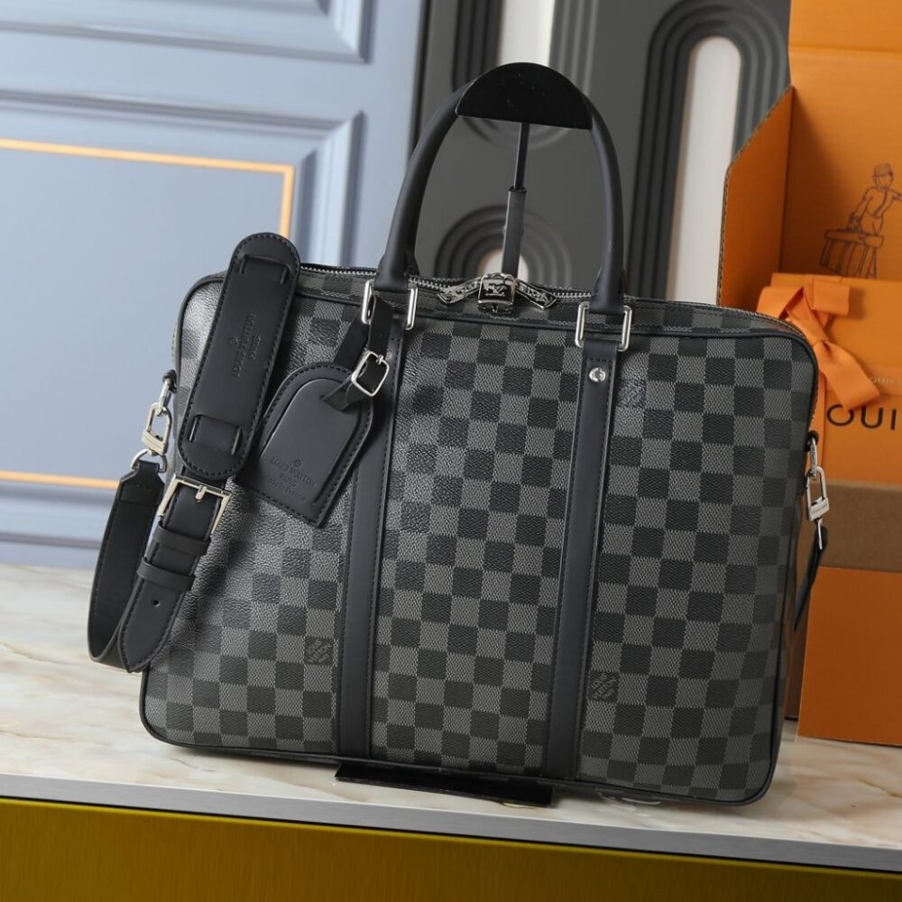Alternative view of Louis Vuitton Porte-Documents Voyage PM Damier Black 36.5Cm N40445