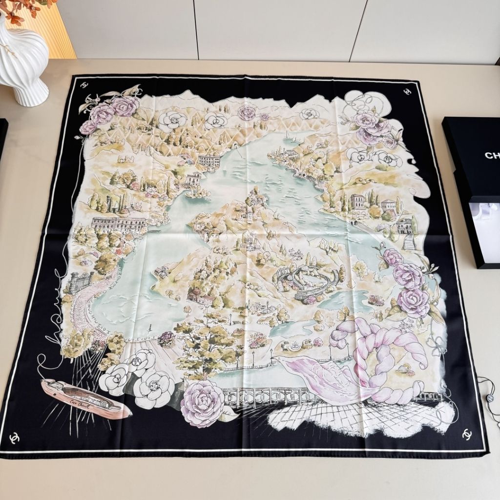Chanel Square Scraf In Silk Twill Black And Multi-Colored 90Cm - Image 2