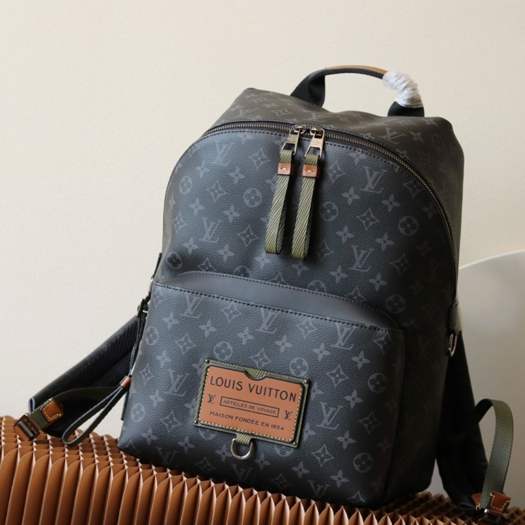 Louis Vuitton Discovery Cargo Backpack Black Monogram Eclipse 30Cm - Image 2
