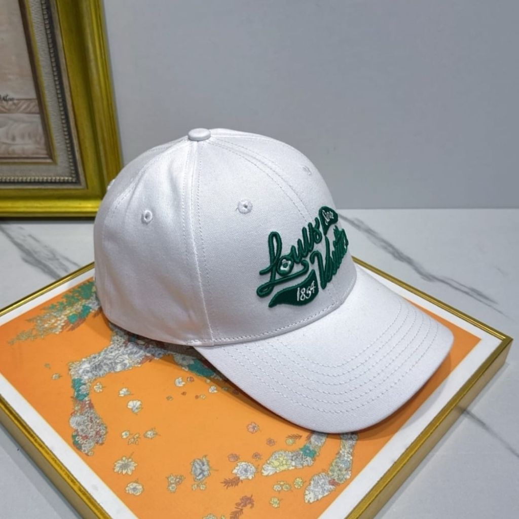 Louis Vuitton Golf Cap White M5417L - Image 4