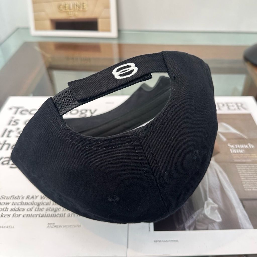 Balenciaga Men Fleece Baseball Cap In Black - Image 4