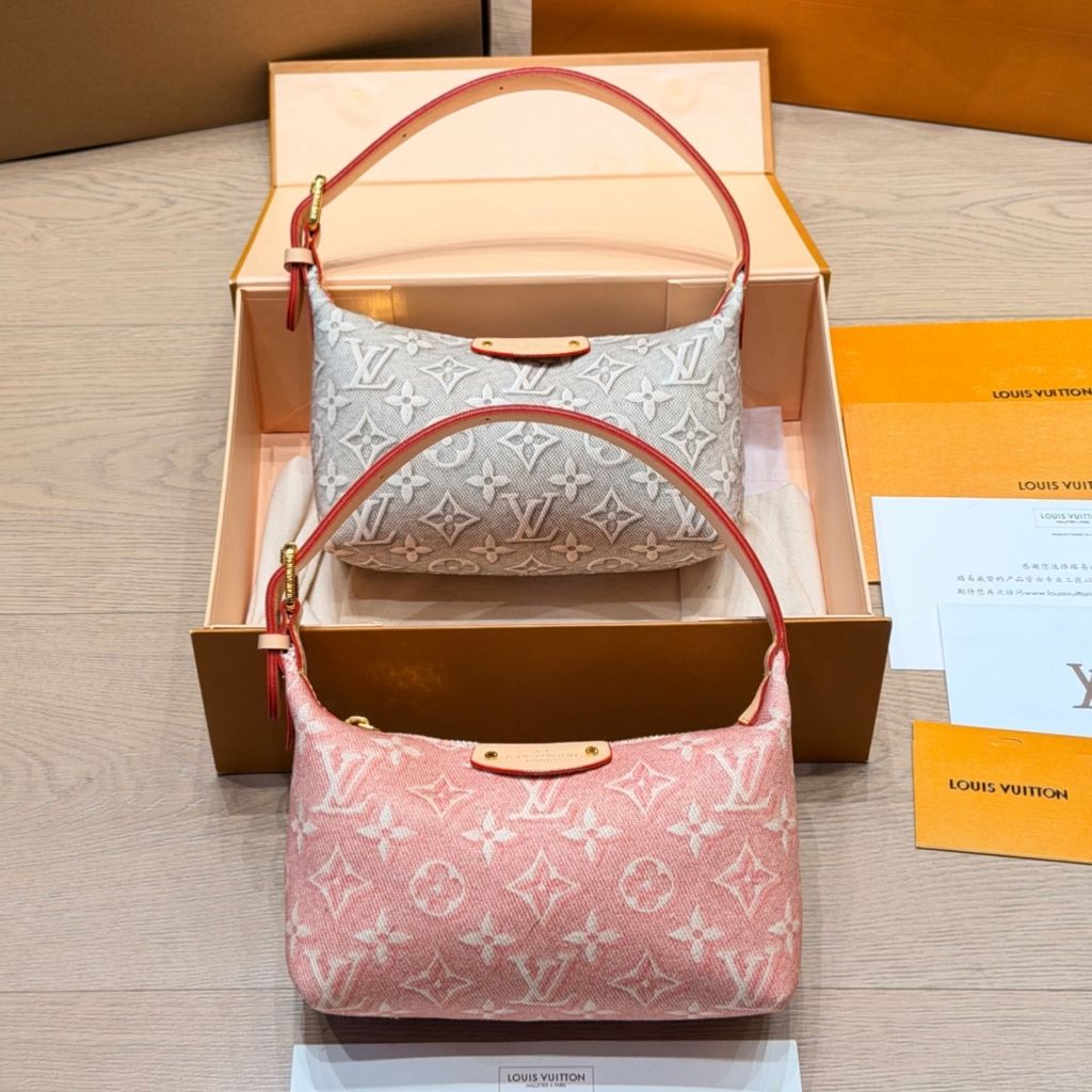 Louis Vuitton Pochette Hills Pink Monogram Embleme Peuplier 18.5Cm - Image 5