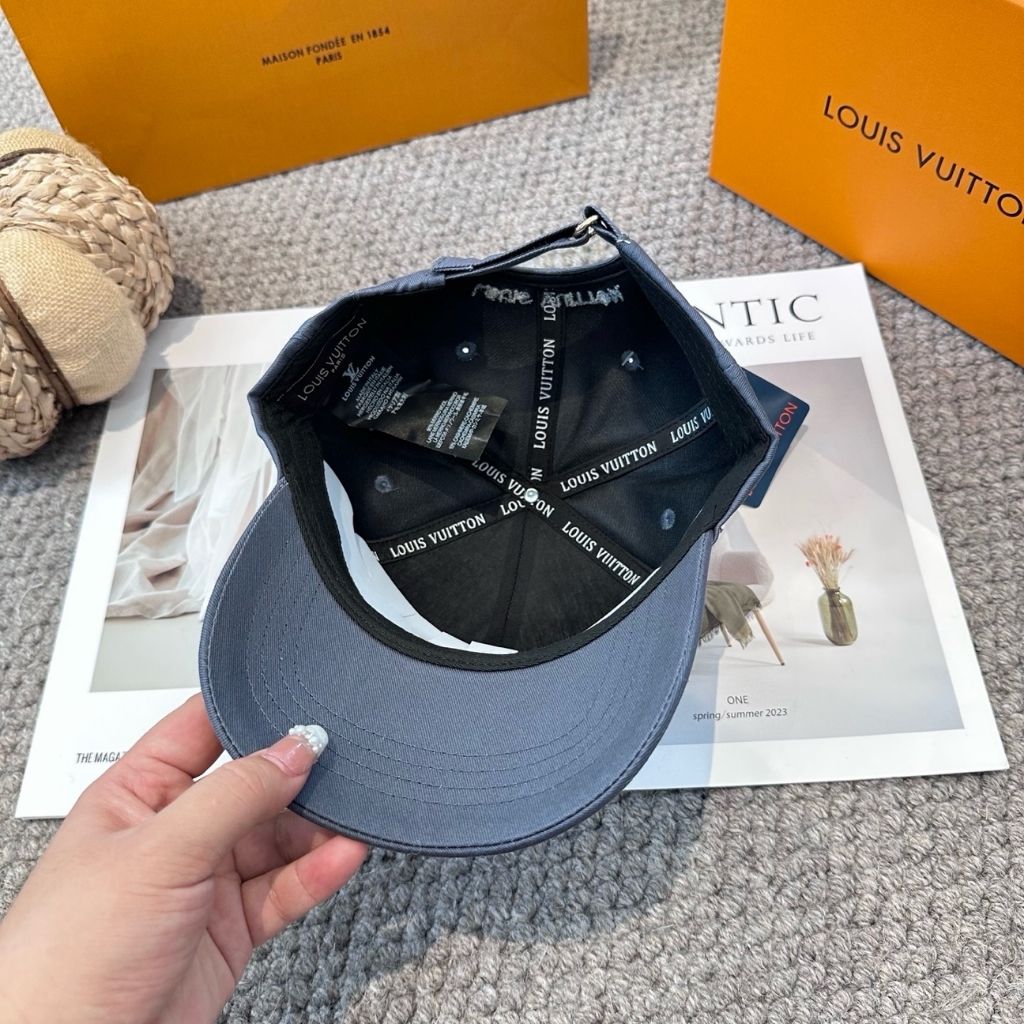 Louis Vuitton Only LV Cap Blue M7955L - Image 6