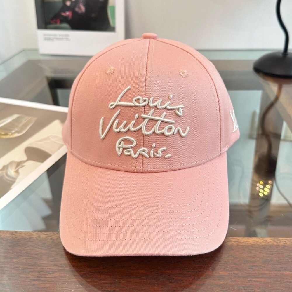 Alternative view of Louis Vuitton Script Pink Cap