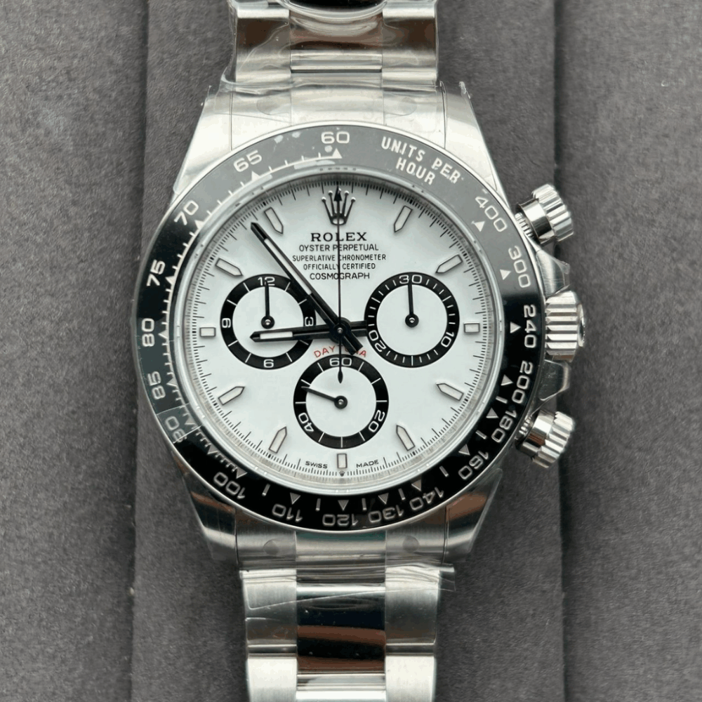 Alternative view of Rolex Cosmograph Daytona Oystersteel White Dial Black Ceramic Bezel 40Mm 126500LN