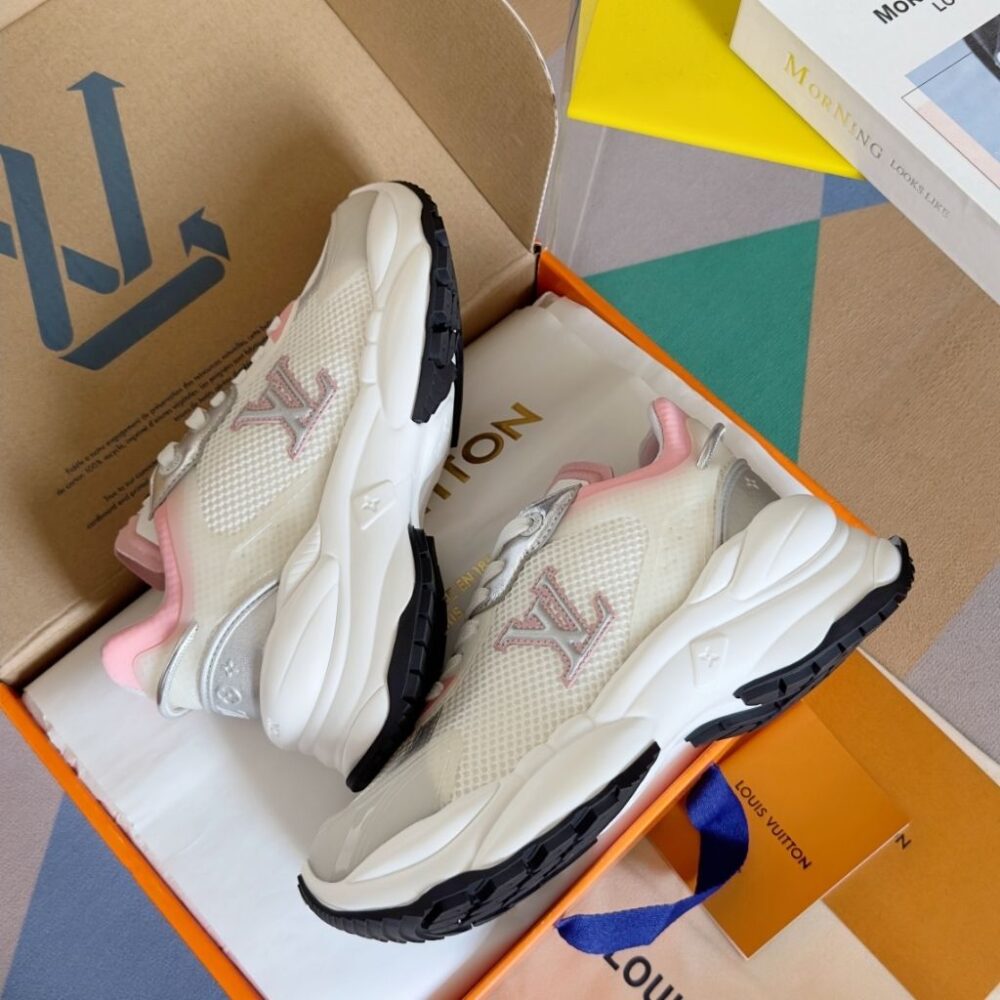 Alternative view of Louis Vuitton Run 55 Sneaker Pink 1ABVI8