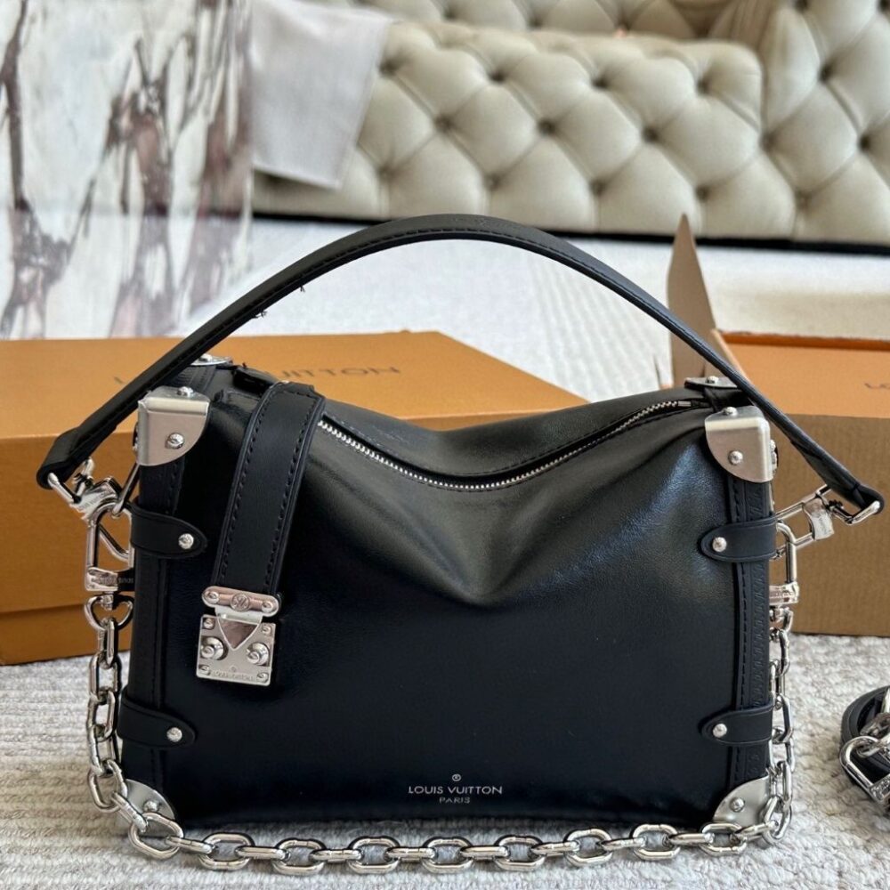 Alternative view of Louis Vuitton Side Trunk MM Black 23Cm M25160