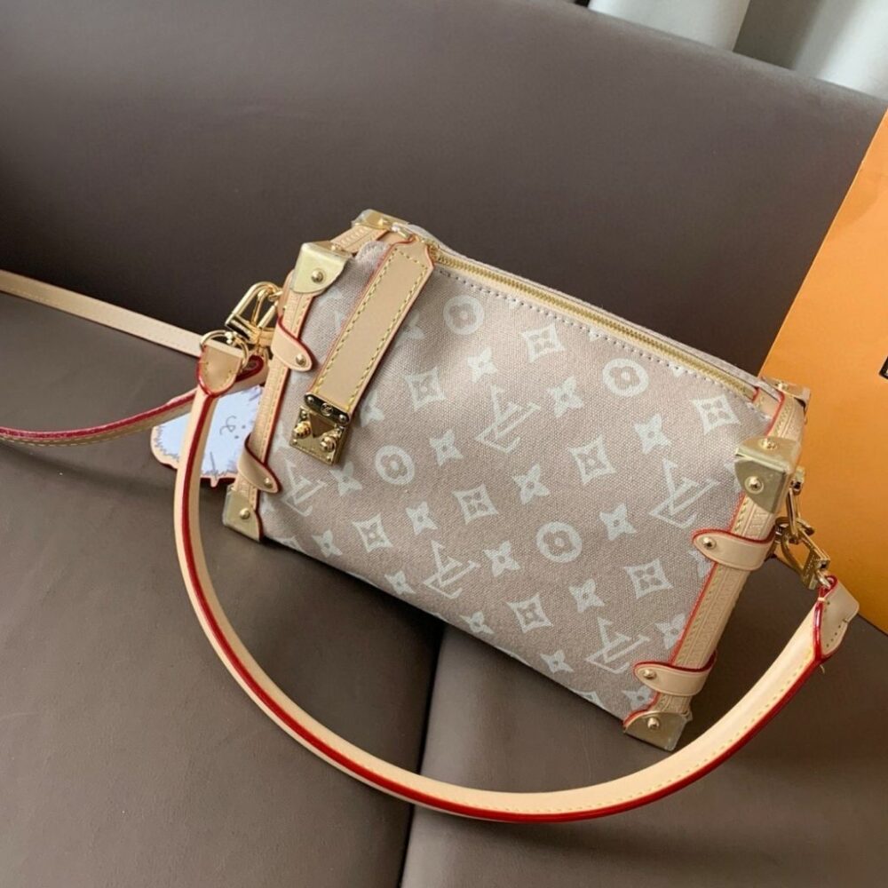 Alternative view of Louis Vuitton Travels With Grace Coddington Side Trunk MM Gray 24Cm M15154