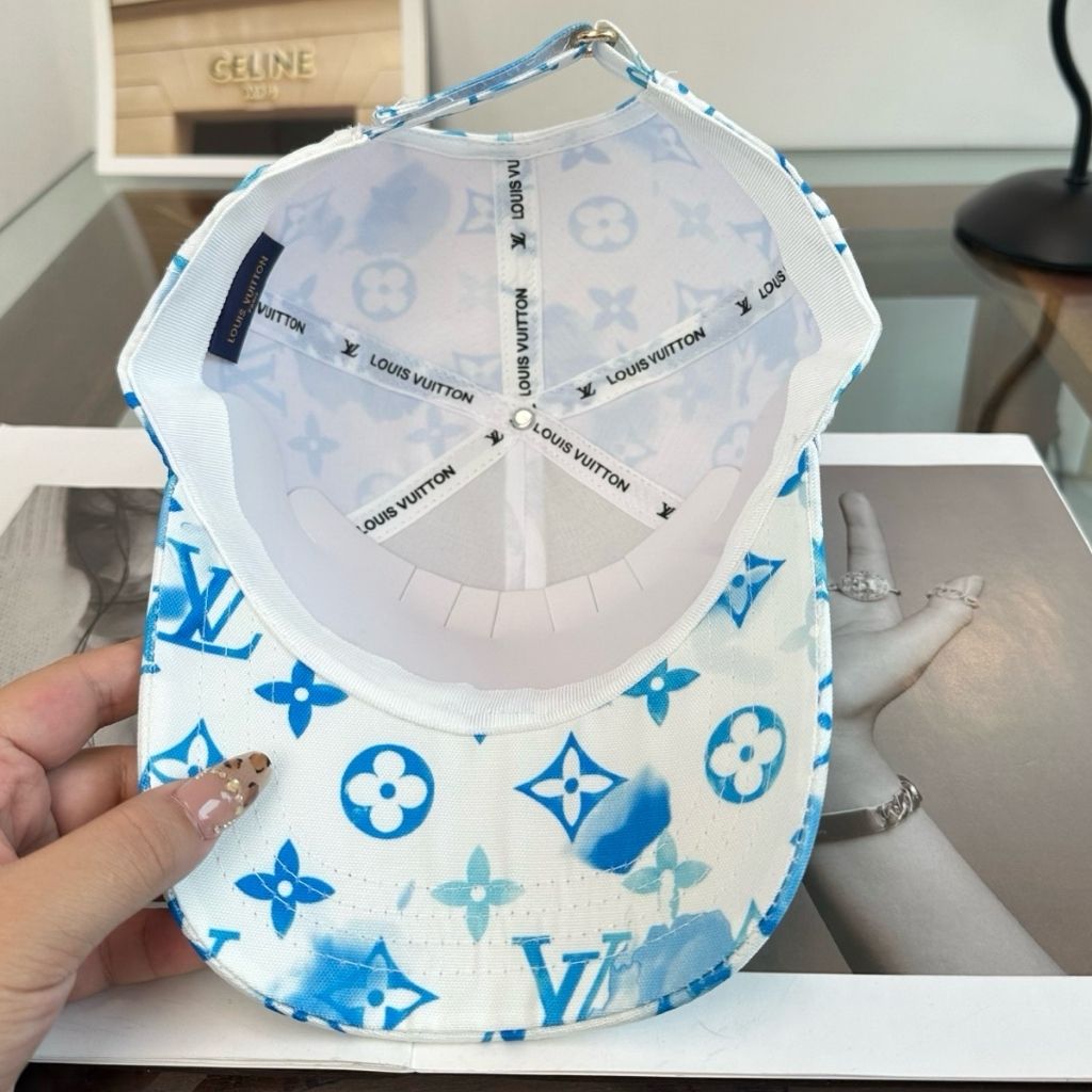 Louis Vuitton Monogram Cap Artistic Blue Ink Pattern White - Image 6