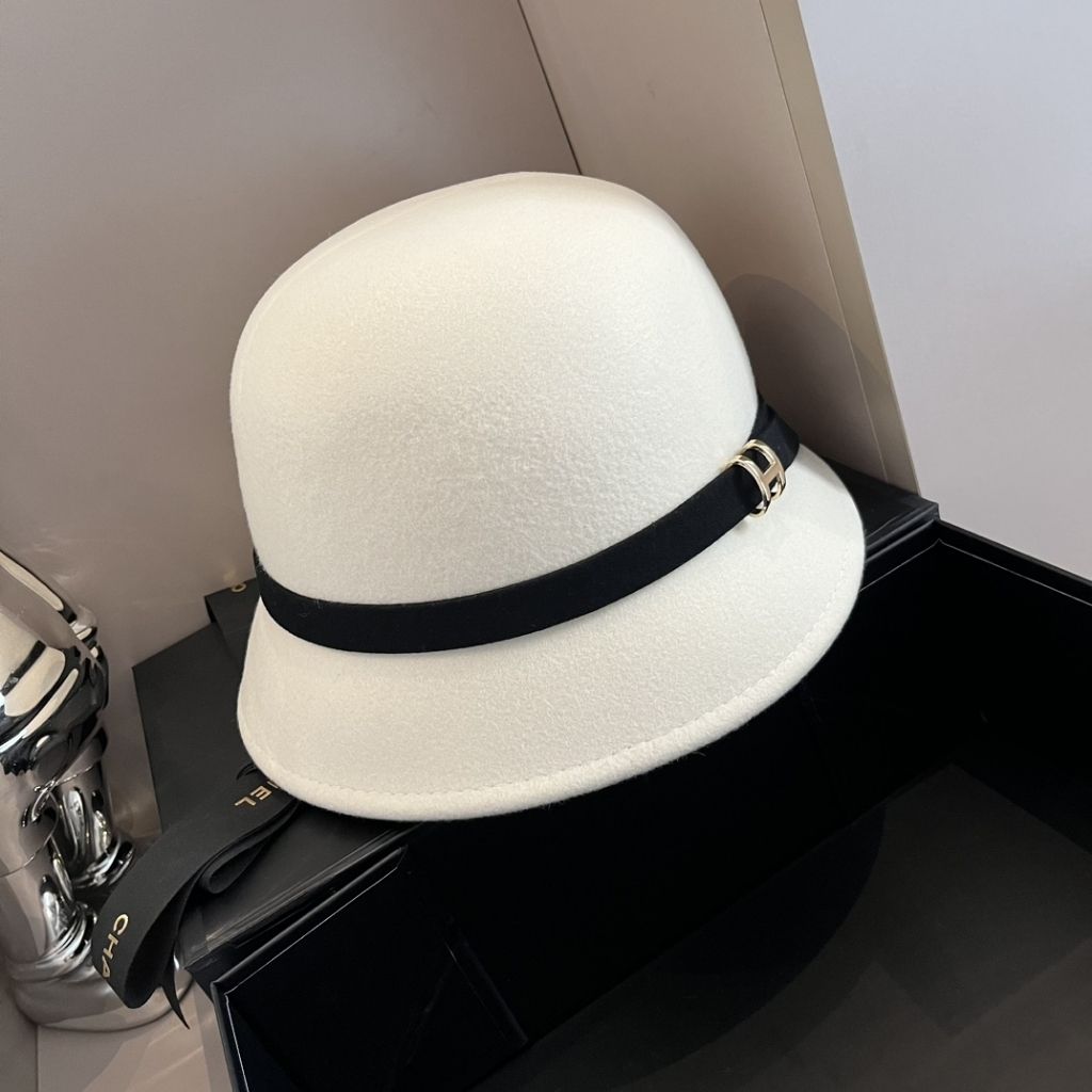 Hermes Wool Basin Bucket Hat Light Cream - Image 3