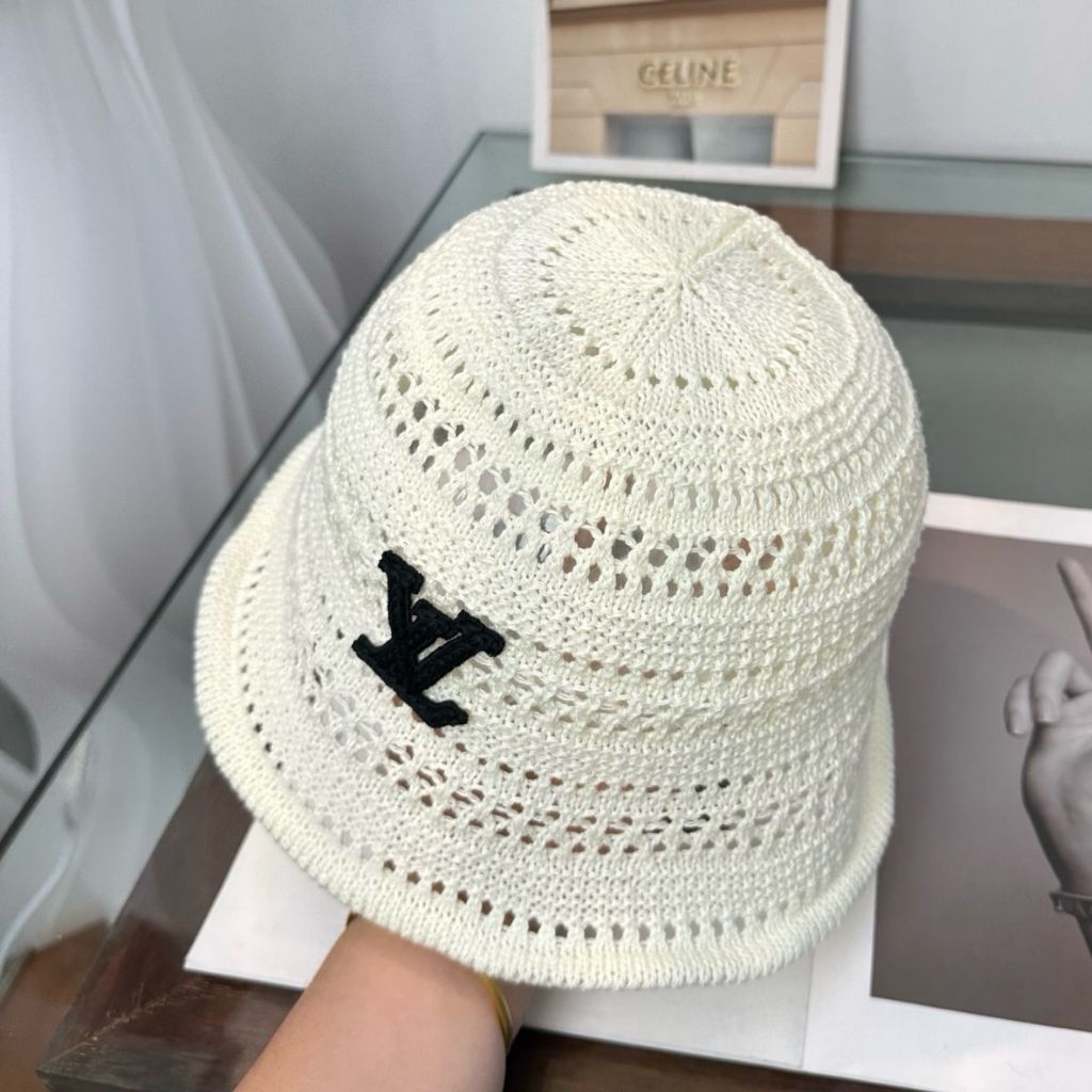 Louis Vuitton Monogram Stripes Crochet Bucket Hat White - Image 4