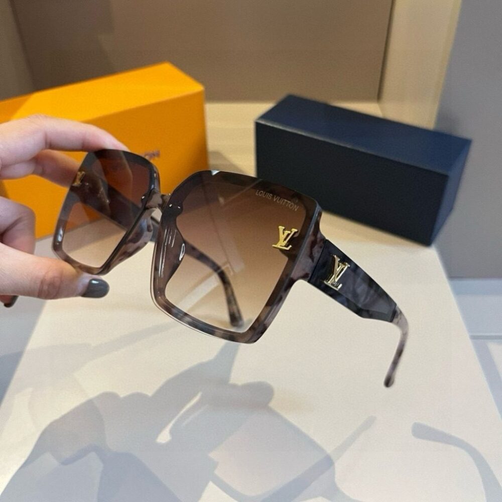 Alternative view of Louis Vuitton Clash Square Sunglasses Brown Monogram Z3148E