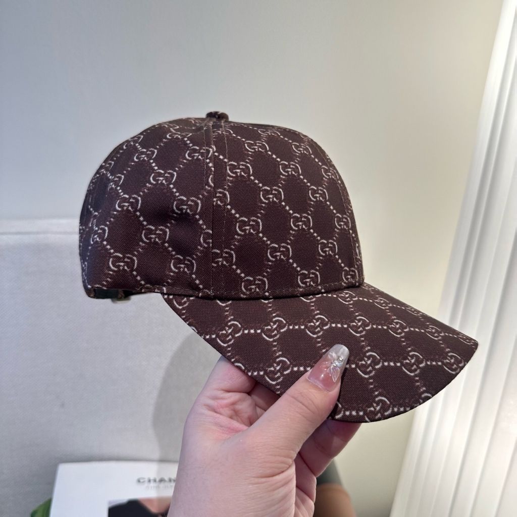 Gucci GG Canvas Baseball Hat Brown - Image 4