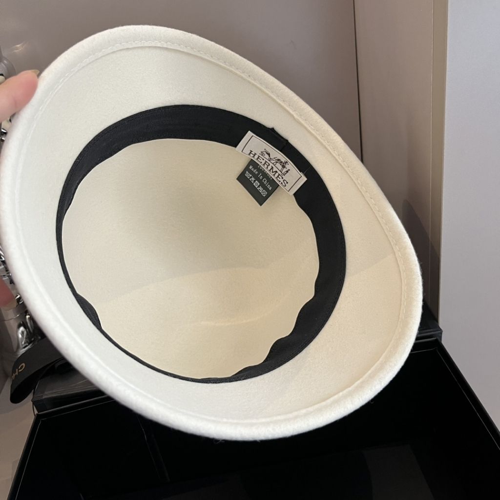 Hermes Wool Basin Bucket Hat Light Cream - Image 7