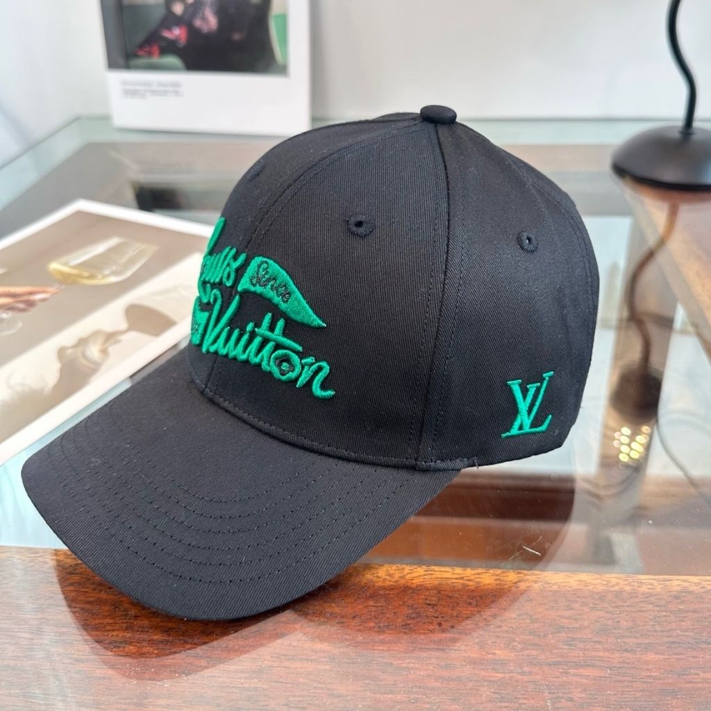 Louis Vuitton Black Golf Cap - Image 4