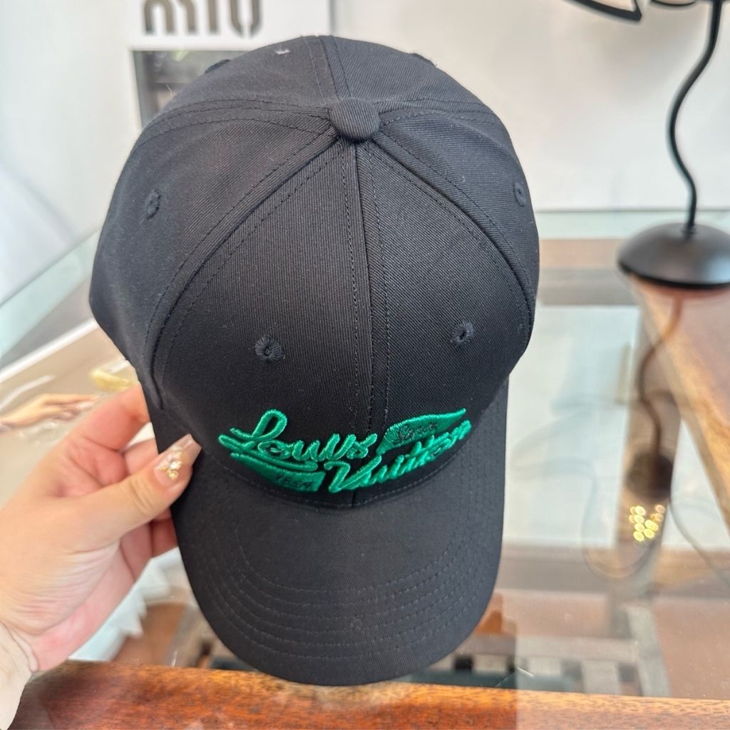 Louis Vuitton Black Golf Cap - Image 5