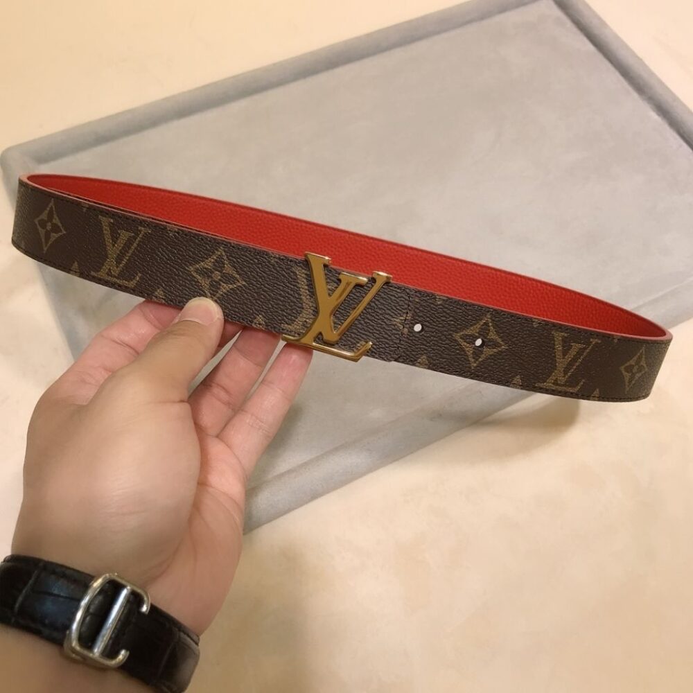 Alternative view of Louis Vuitton Initiales Reversible Belt Red 3Cm M0322U