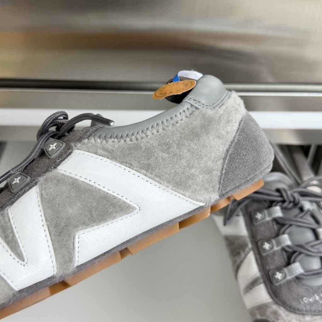 Louis Vuitton LV Sneakerina Light Gray 1AIVMU - Image 5
