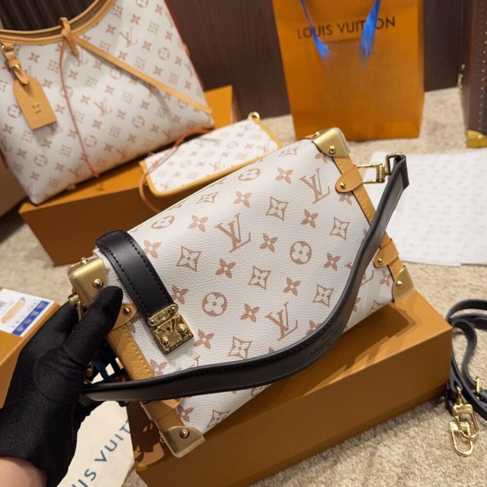 Alternative view of Louis Vuitton Side Trunk MM Brown 23.5Cm M26287