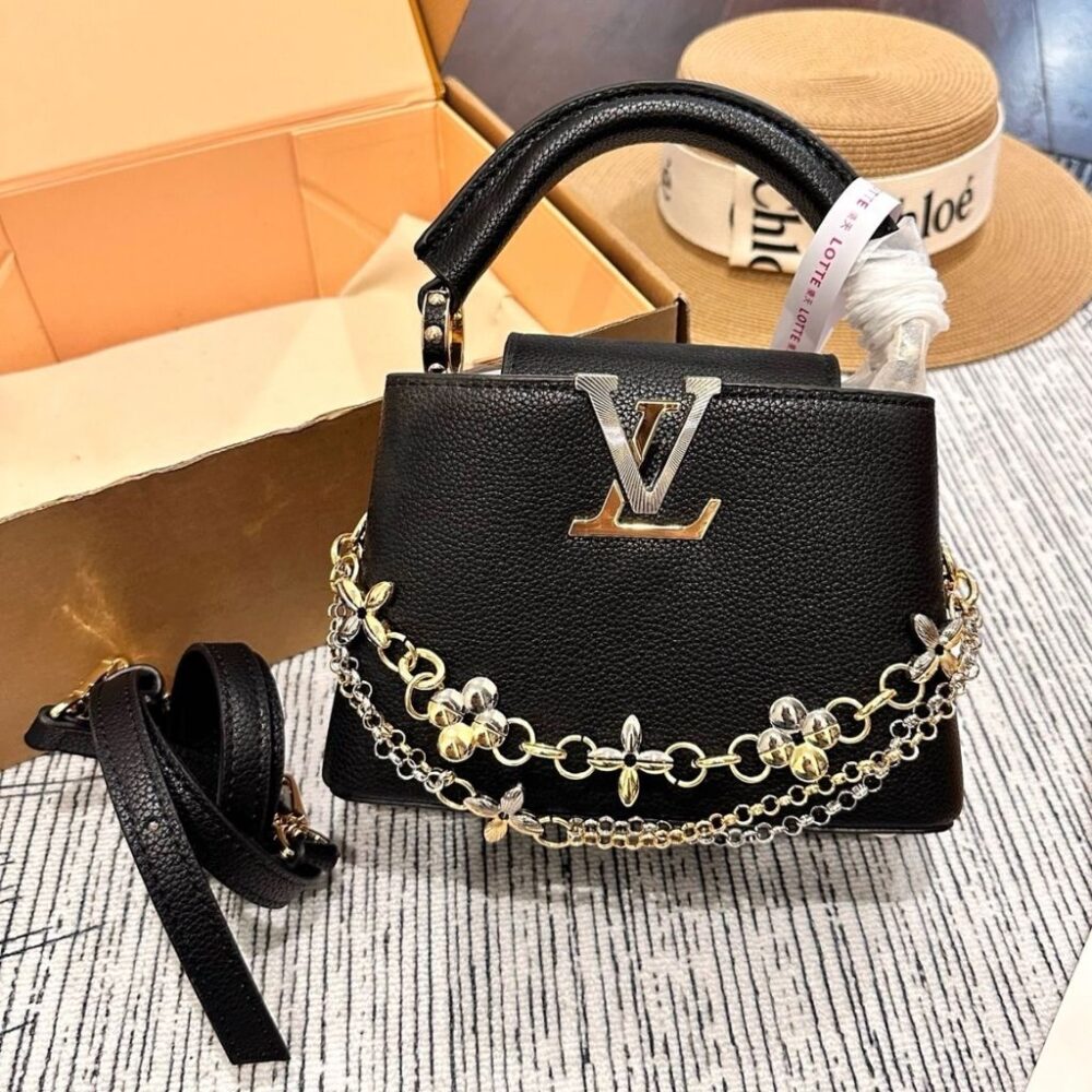 Alternative view of Louis Vuitton Capucines Mini Black 21Cm M26351
