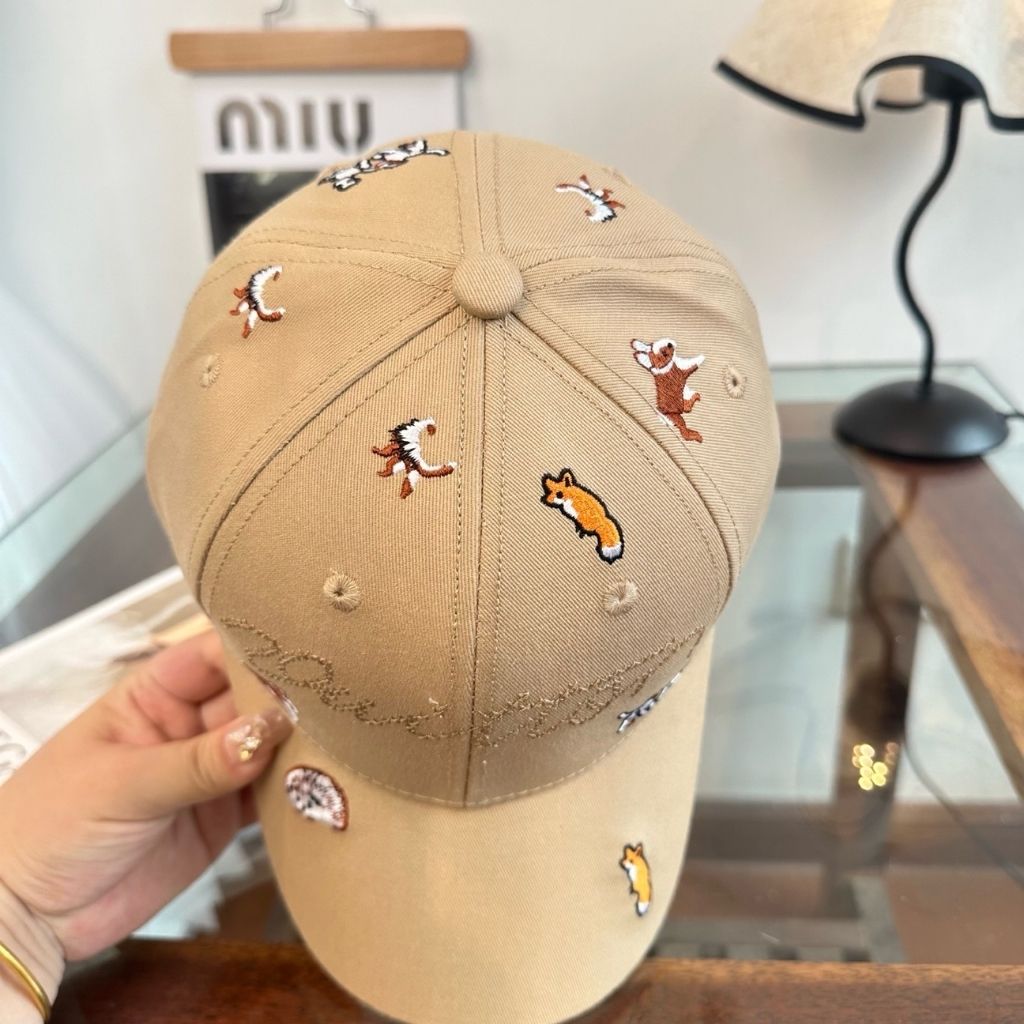 Louis Vuitton Animal Monogram Beige Cap - Image 4