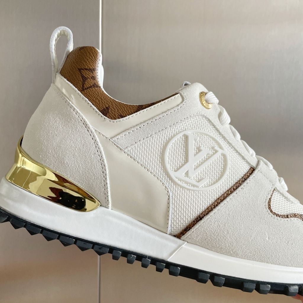 Louis Vuitton Run Away Sneaker White And Brown Monogram 1A4XNL - Image 4