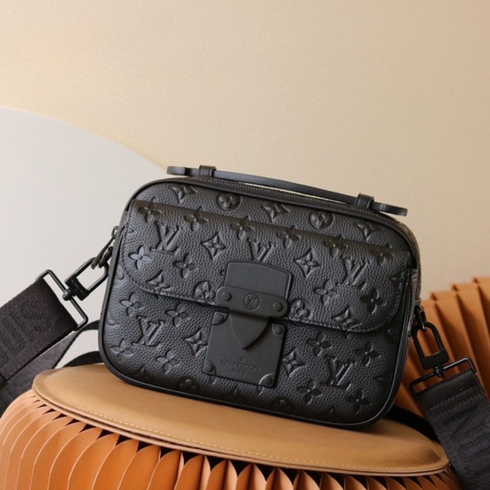 Alternative view of Louis Vuitton S Lock Messenger Black 22Cm M58489