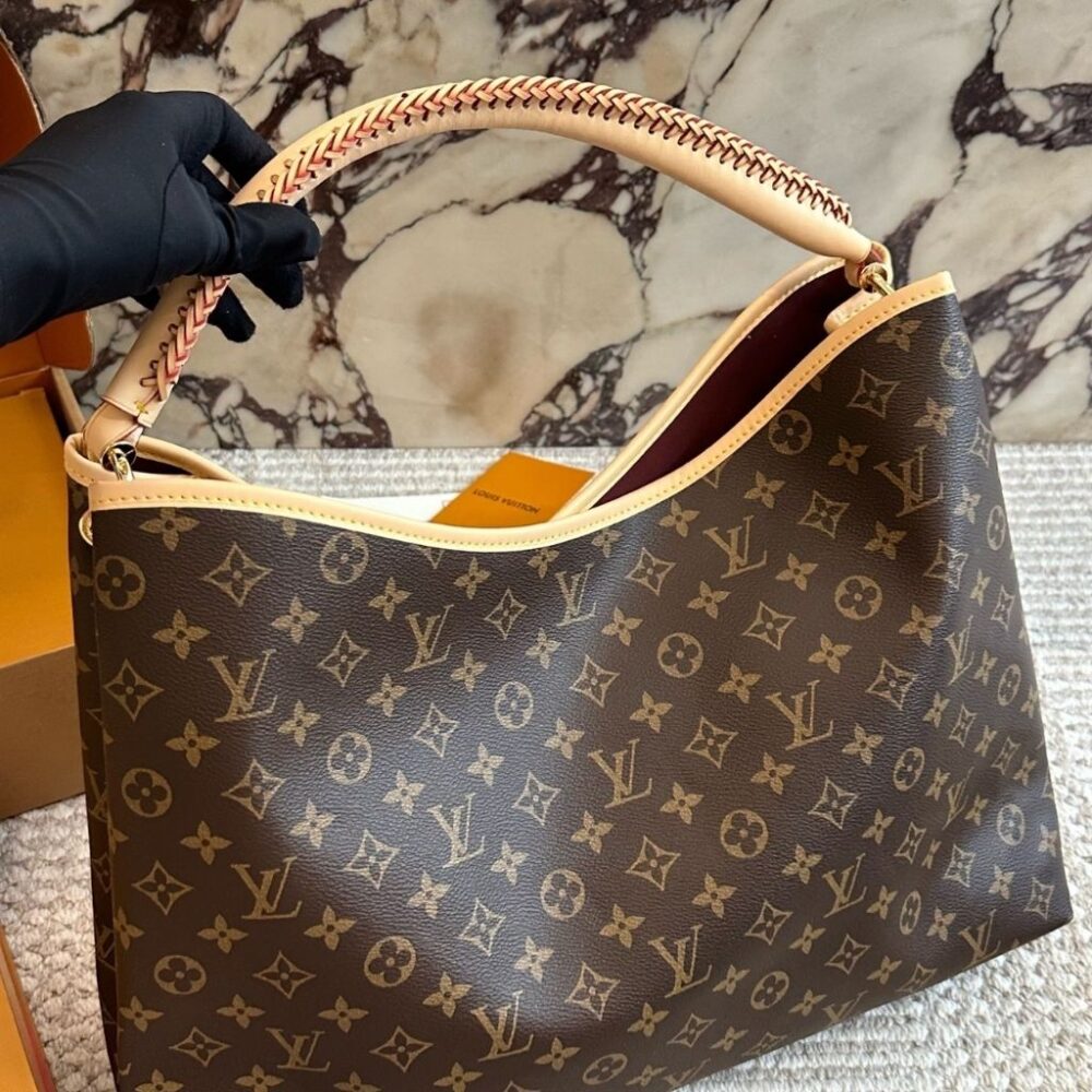 Alternative view of Louis Vuitton Again Handbag Dark Brown Monogram 40Cm M25877