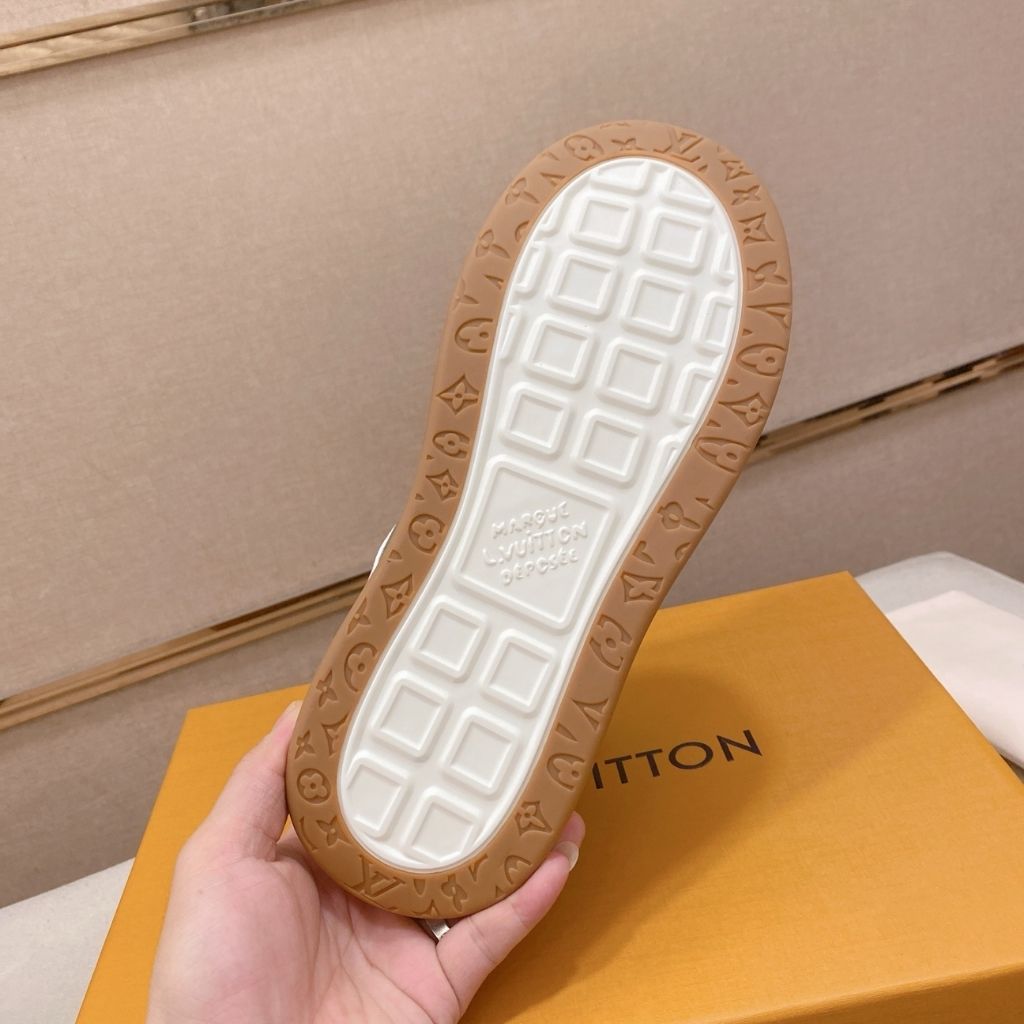 Louis Vuitton LV Tilted Sneaker Green 1AJAMA - Image 7