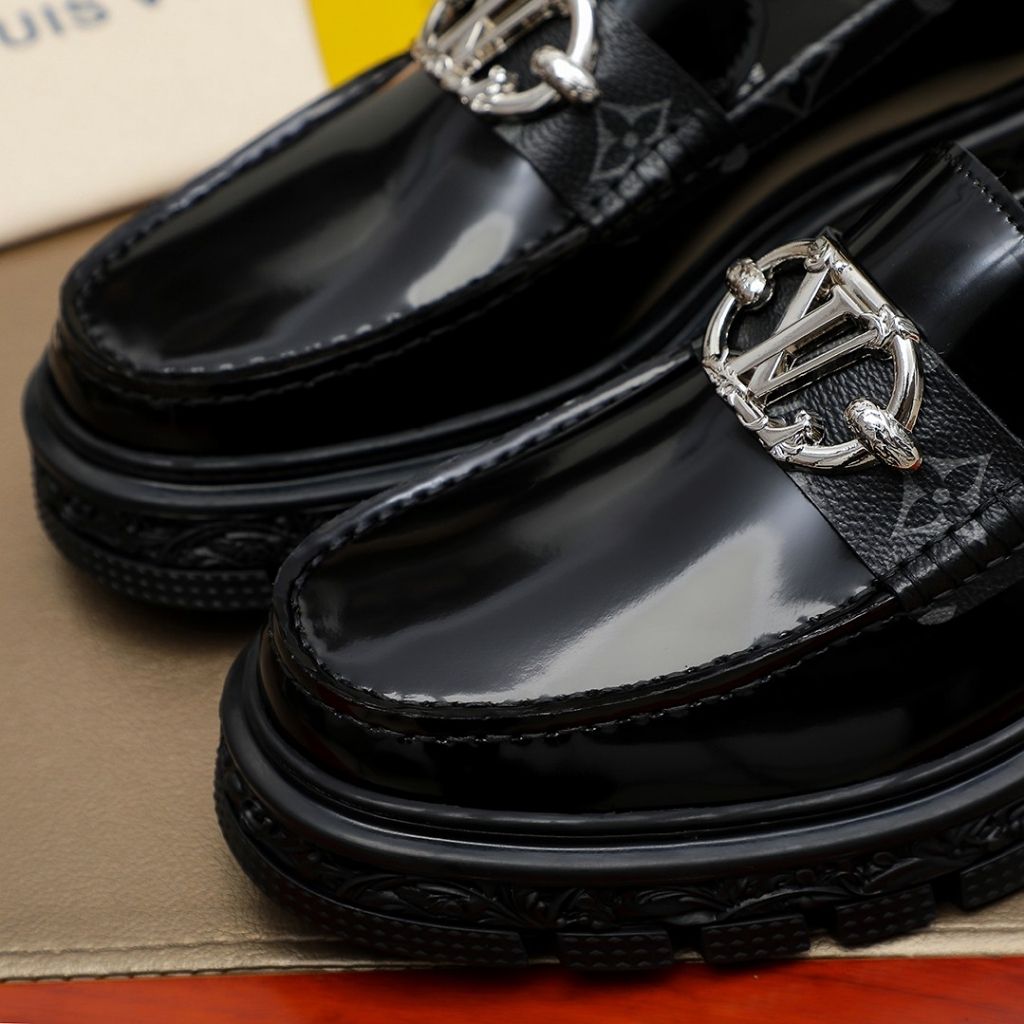 Louis Vuitton Baroque Loafers Black 1AB8UL - Image 6