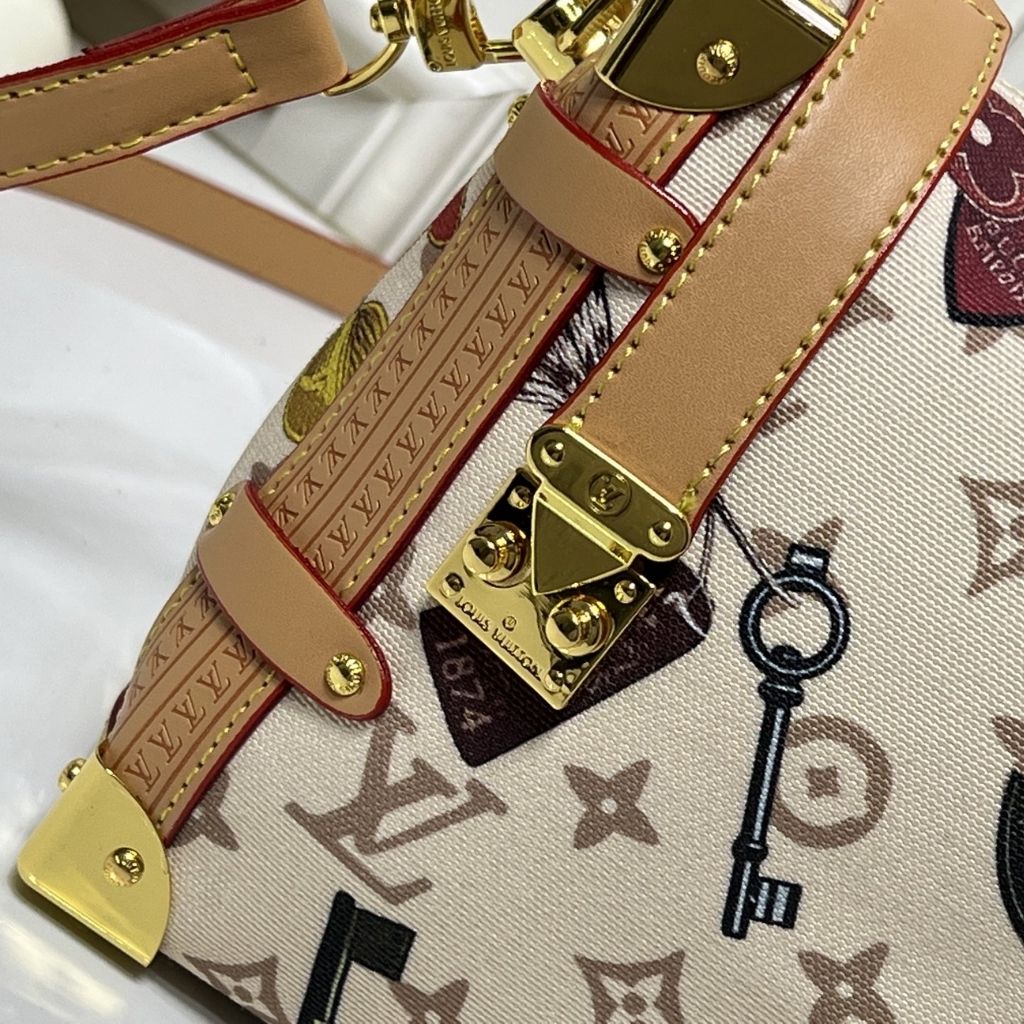Louis Vuitton Flight Mode Side Trunk MM Cream 21Cm M29355 - Image 8