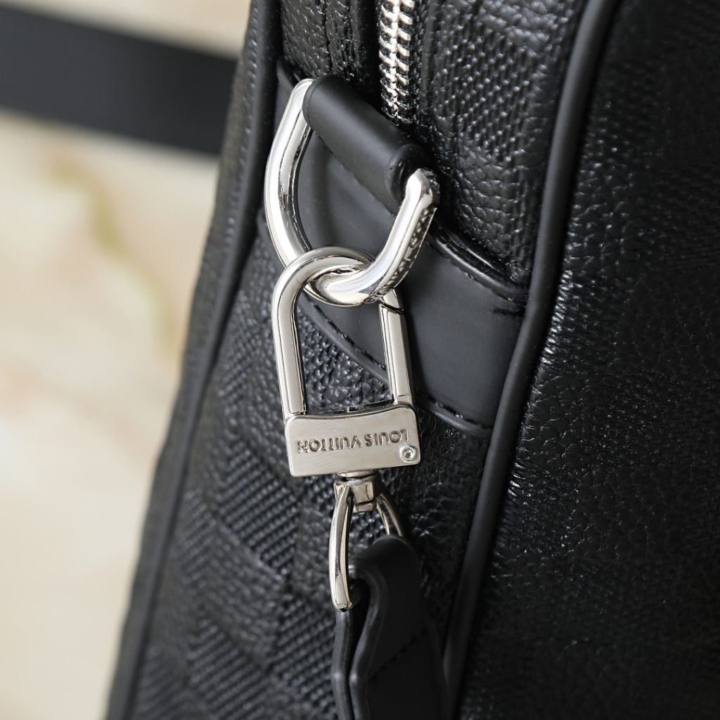 Louis Vuitton Porte-Documents Voyage PM Black Monogram 35Cm - Image 8