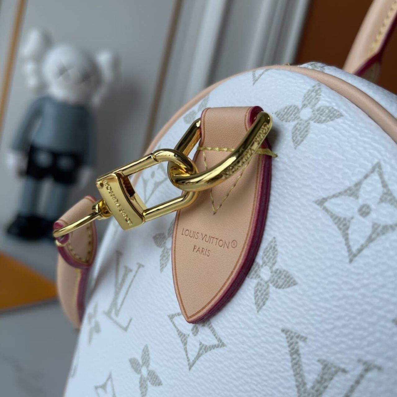 Louis Vuitton Speedy Soft 30 From Cruise 2027 Collection White Multi-Colored 30Cm - Image 8