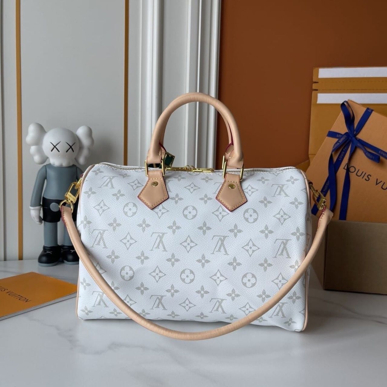 Louis Vuitton Speedy Soft 30 From Cruise 2027 Collection White Multi-Colored 30Cm - Image 4