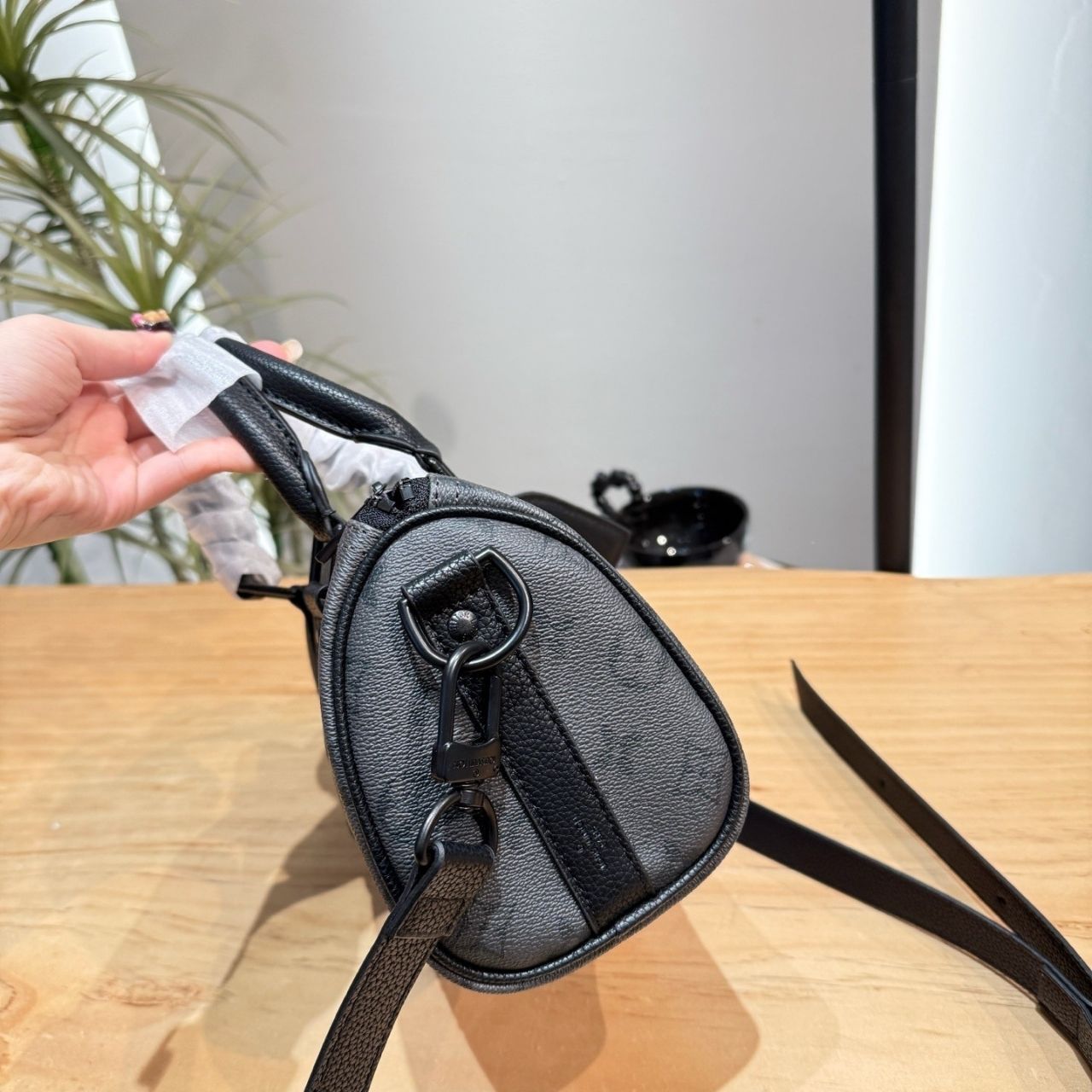 Louis Vuitton Keepall Bandoulière 25 25cm M28369 - Image 5